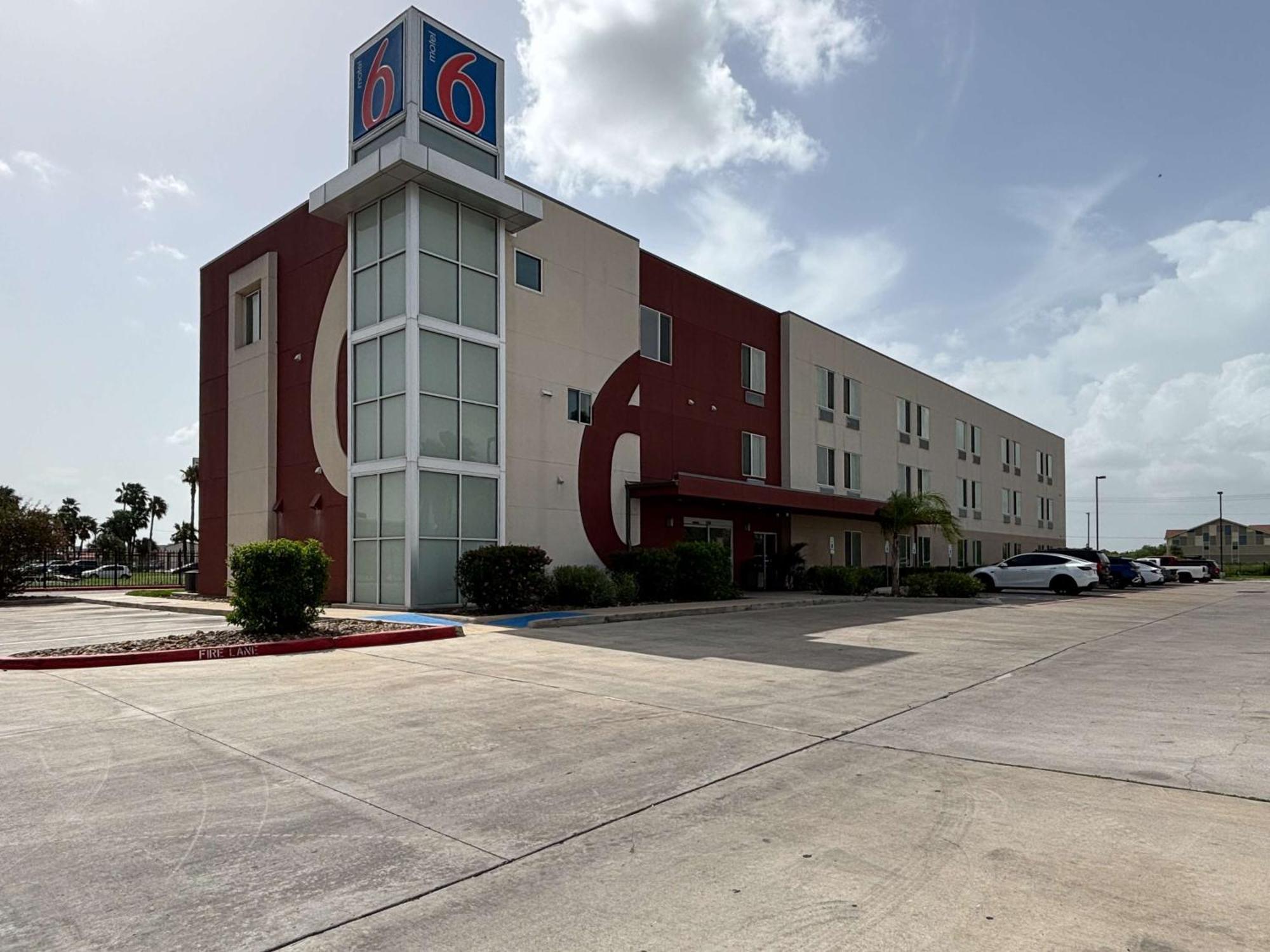 Motel 6-Weslaco, TX Eksteriør billede